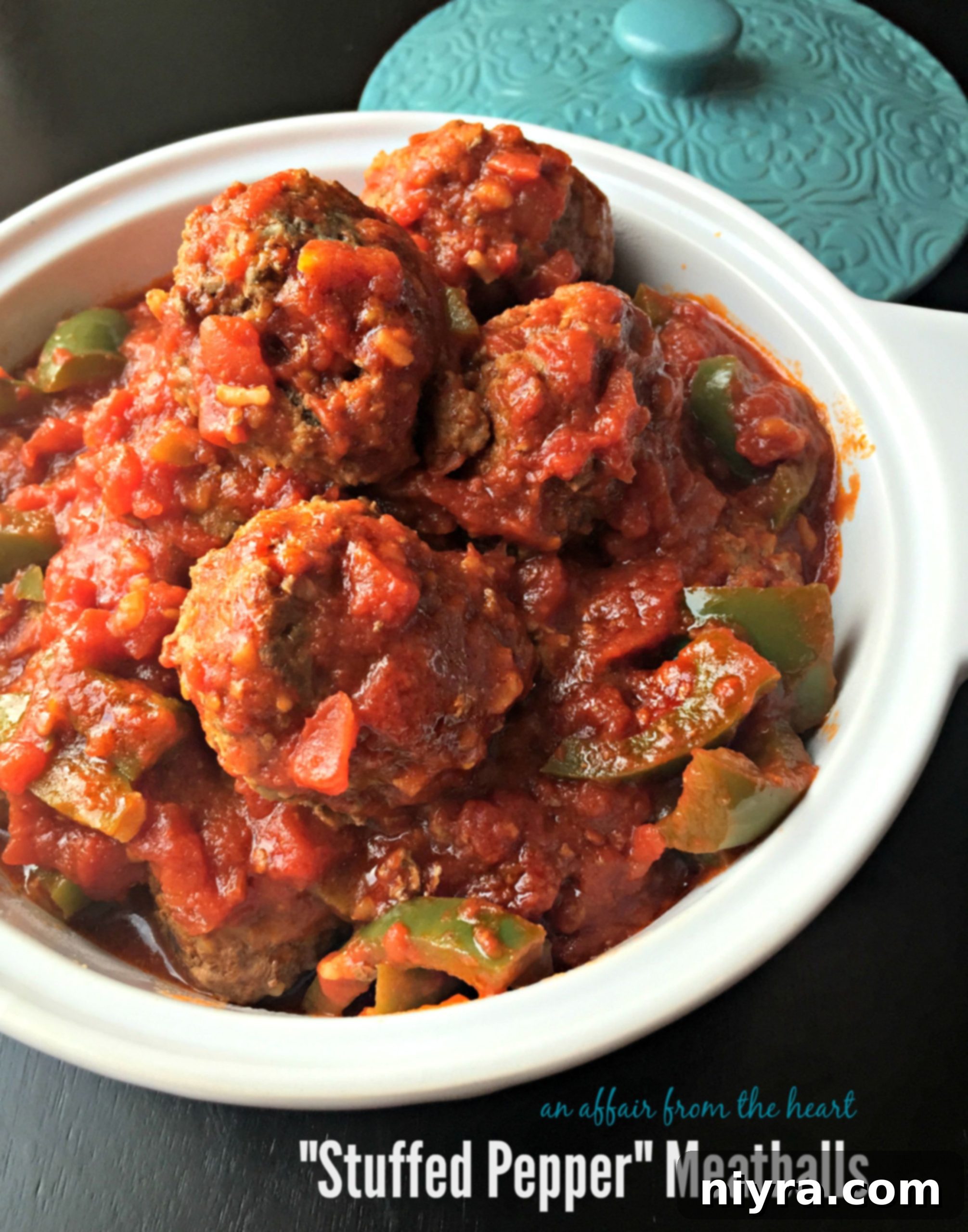 Hearty Bell Pepper Meatballs 1 featured 4997 scaled