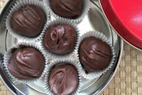 No-Bake Peanut Butter Chocolate Chip Cookie Dough Bites