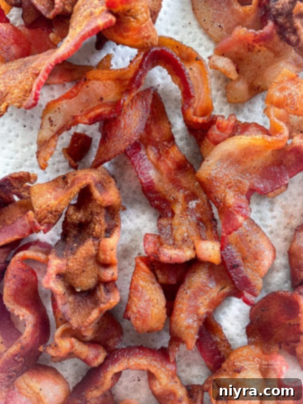 Crisp bacon on paper towel