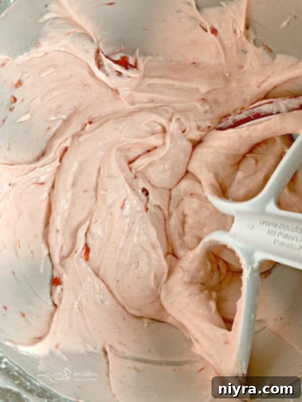 Luscious Strawberry Delight 7 Strawberry Frosting