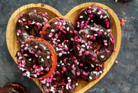 Oven Baked Chocolate Strawberry Donuts