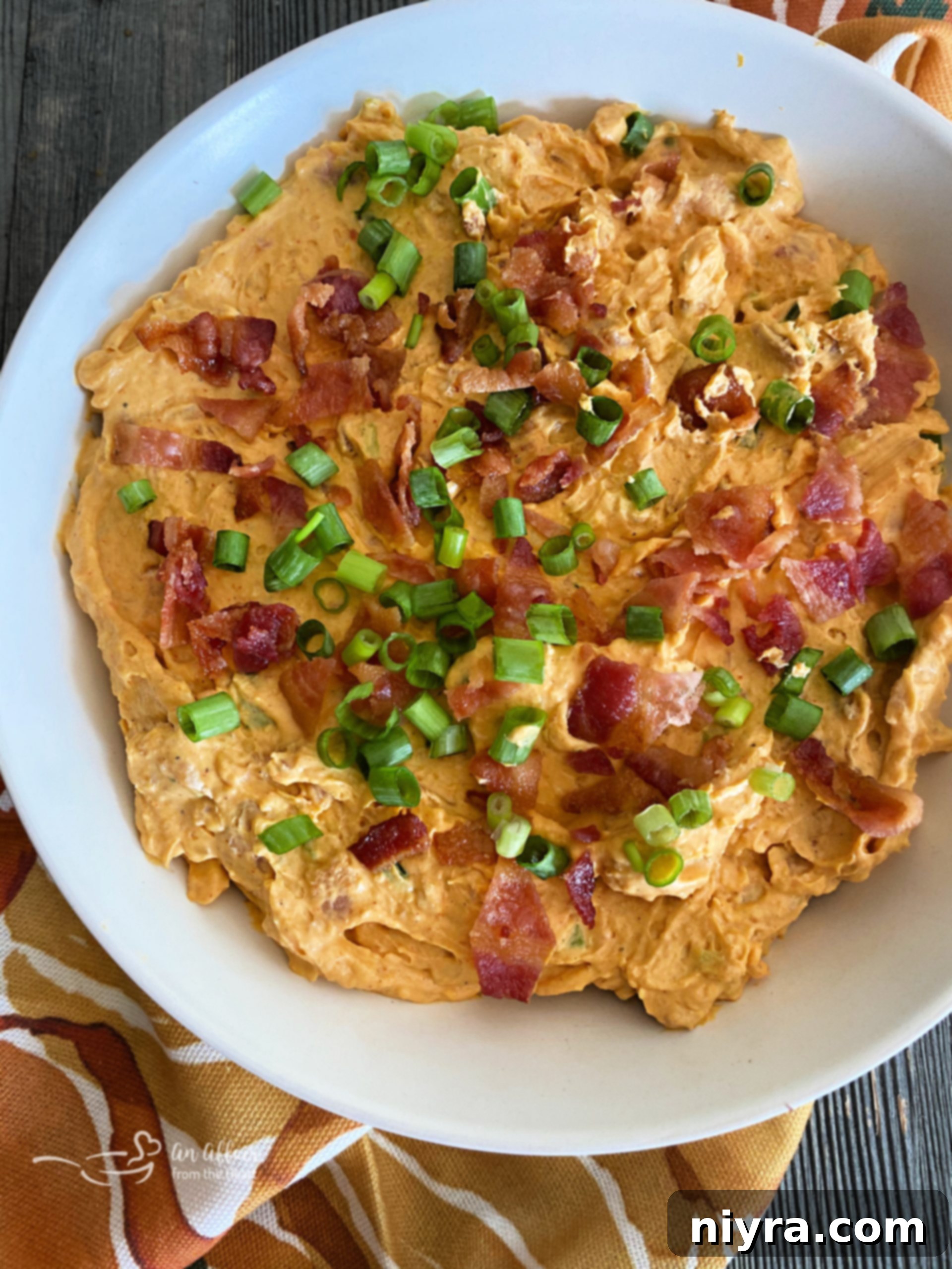 Smoky Bacon & Creamy Pumpkin Cheese Dip 1 featured 18983