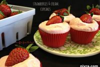 Strawberry Cream Cupcakes