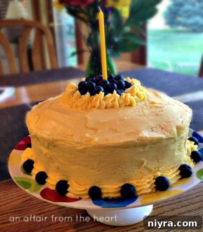 Lemon Blueberry Burst Cake 1 featured 212