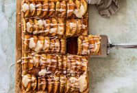 Traditional German Apple Cake