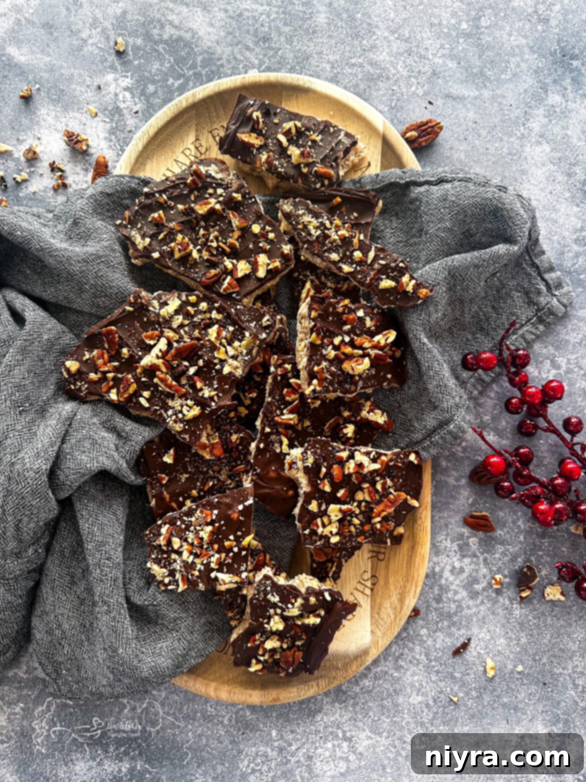 Classic Homemade Toffee 1 featured 84493