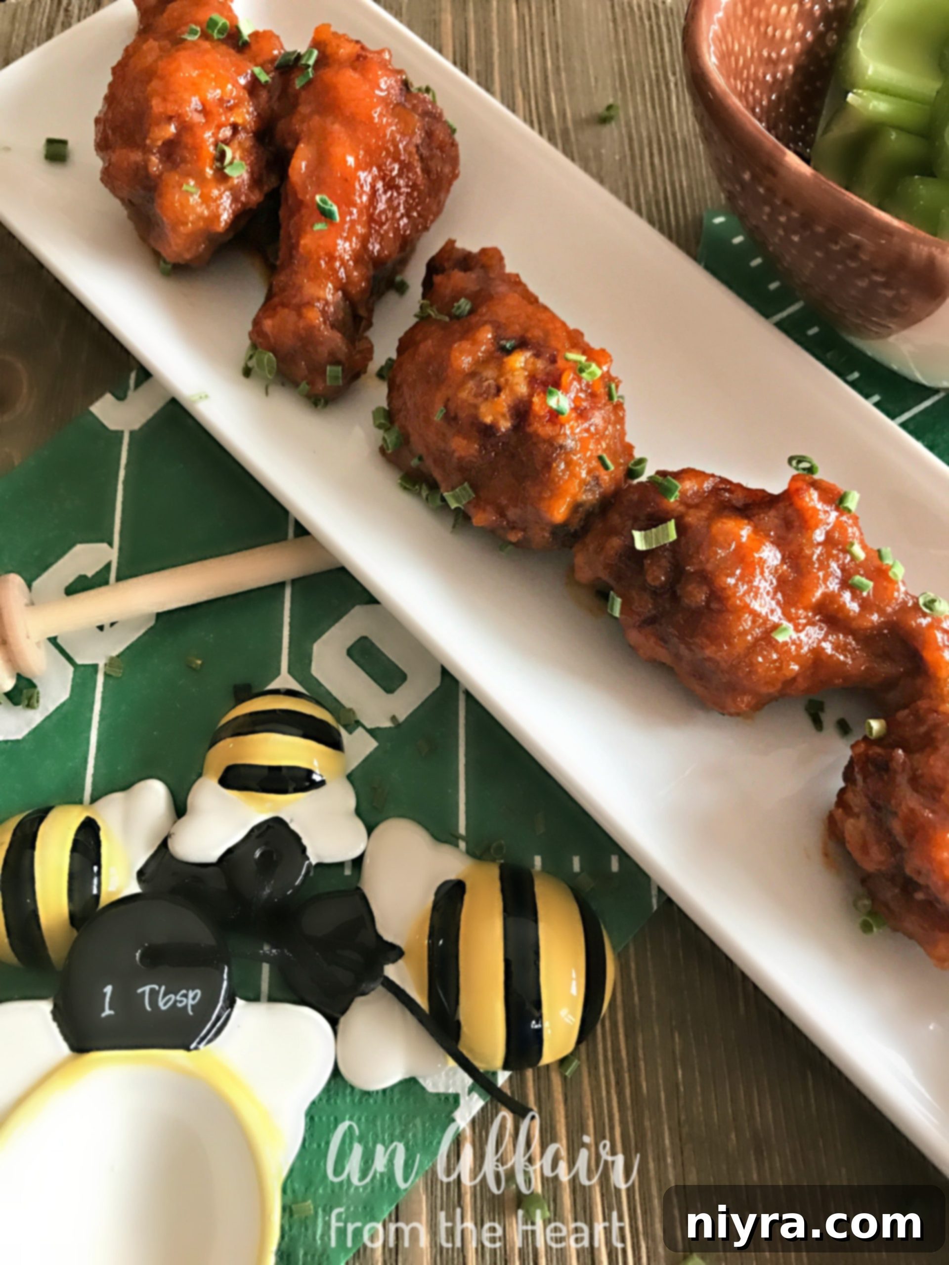 Sticky Honey Sriracha Wings 1 featured 8936 scaled