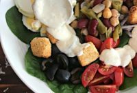 Gourmet Spinach Salad with Golden Garlic Dressing