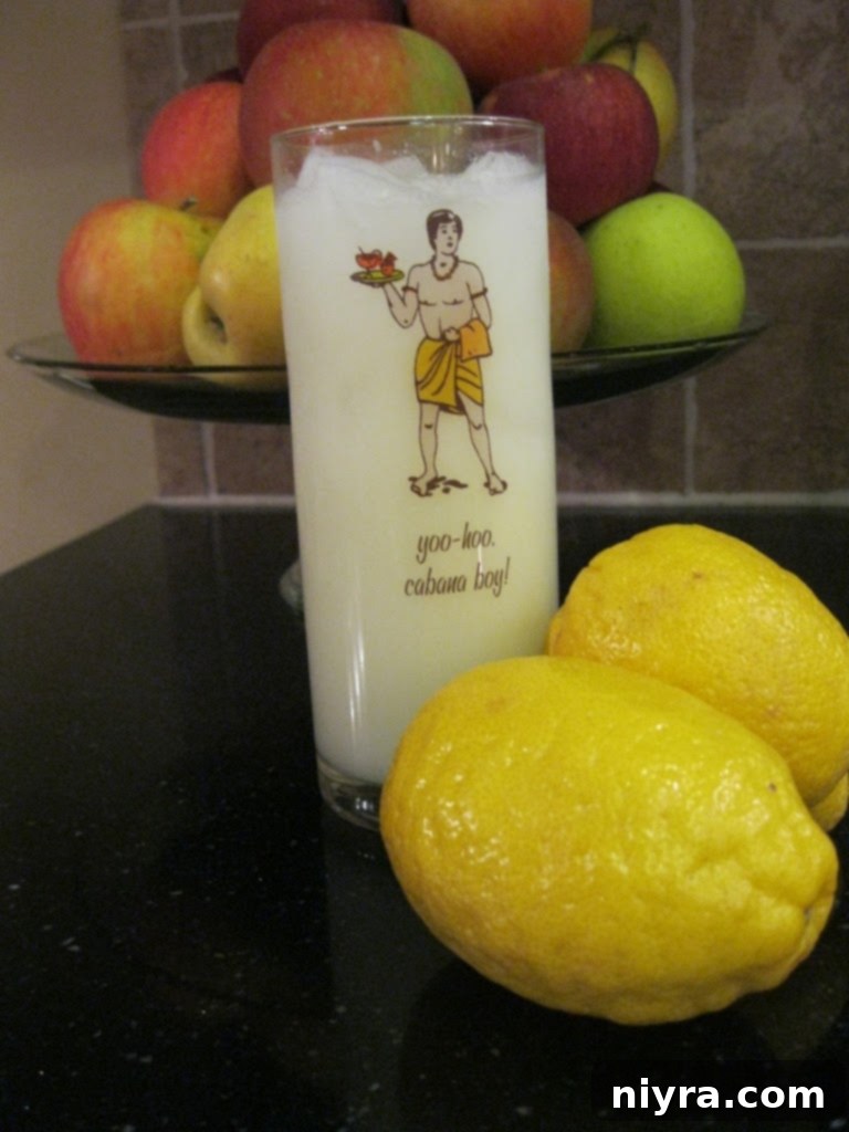 Close up of a glass of Brazilian Lemonade