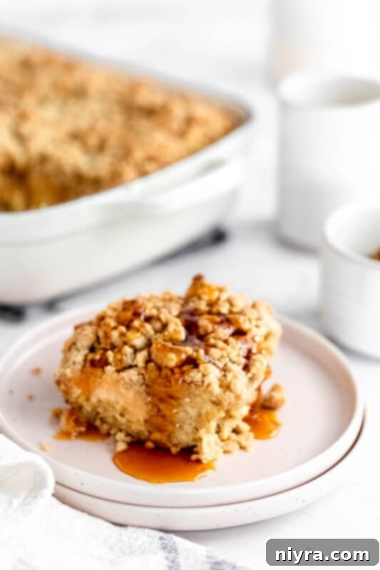 Crumb-Topped French Toast Casserole 2 Baked French Toast Casserole with streusel topping