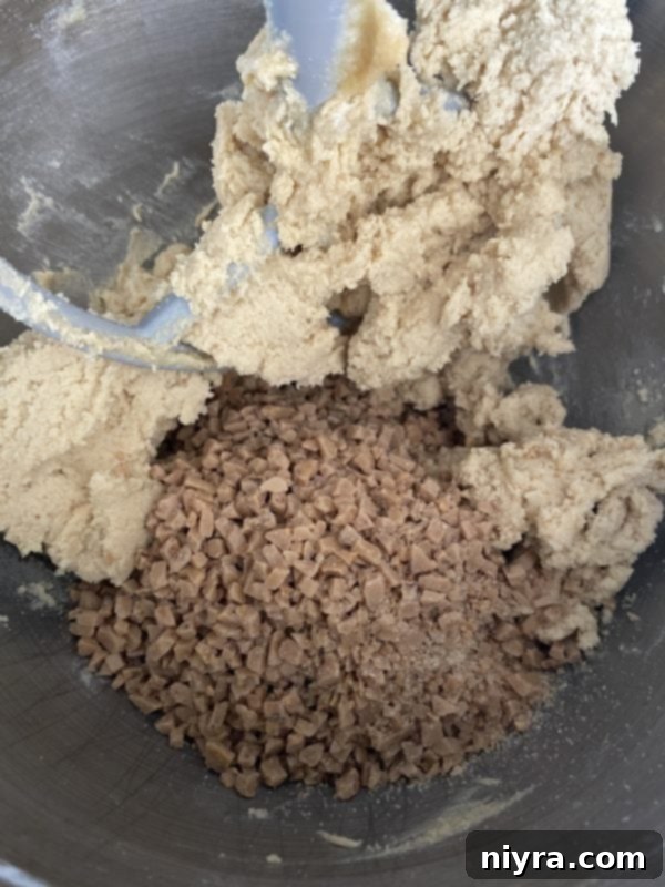 Another view of Heath English Toffee Bits 'O Brickle