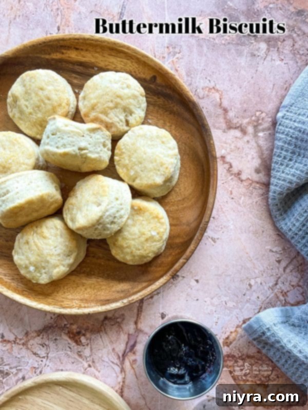 Fluffy Buttermilk Biscuits 19 buttermilk biscuits with Crisco - old fashioned 1964 recipe