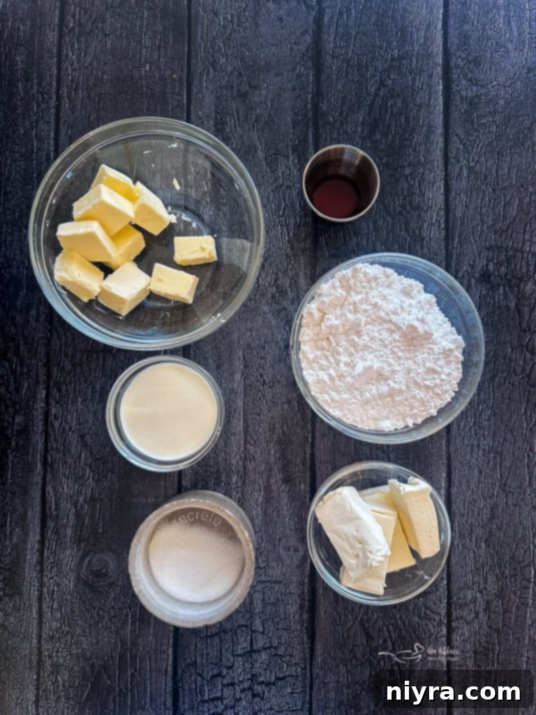 Cream cheese frosting ingredients: cream cheese, powdered sugar, heavy cream, vanilla