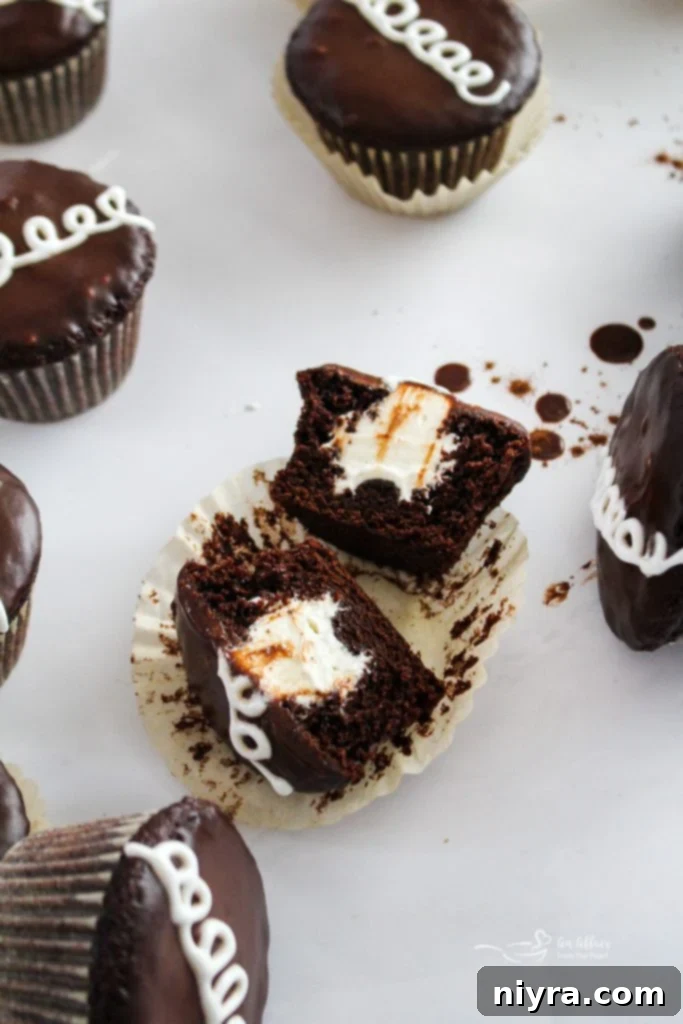 Homemade Hostess-Style Cupcakes 2 Homemade Hostess Cupcakes