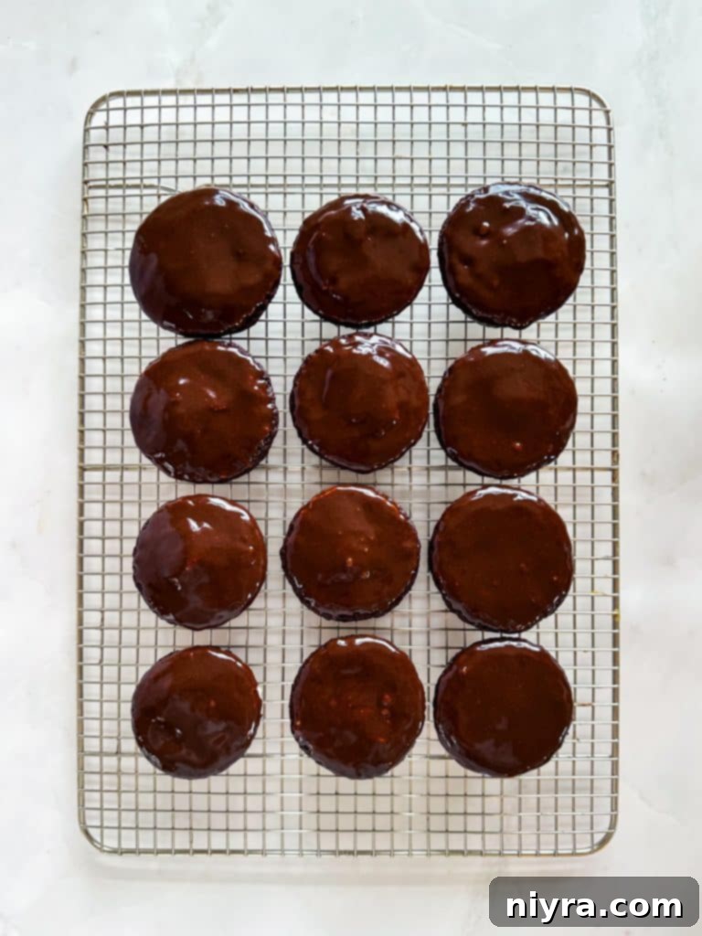 Homemade Hostess-Style Cupcakes 12 Melting Chocolate Ganache